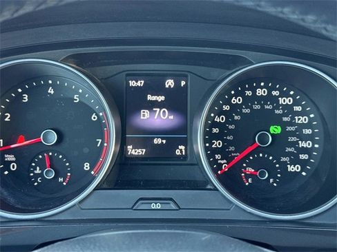 Used 2019 Volkswagen Tiguan SE image 20