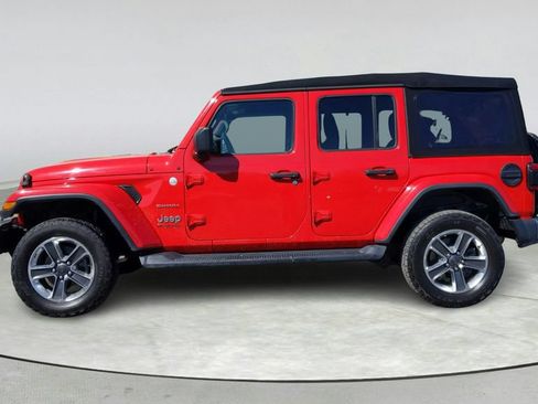 Used 2020 Jeep Wrangler Unlimited Sahara AWD/4WD image 4