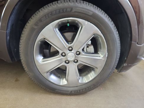 Used 2014 Buick Encore Premium image 20