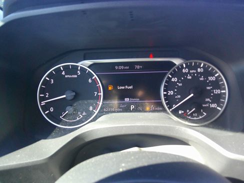 Used 2024 Nissan Rogue SV AWD/4WD image 9