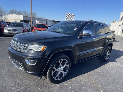 Used 2019 Jeep Grand Cherokee Overland image 2