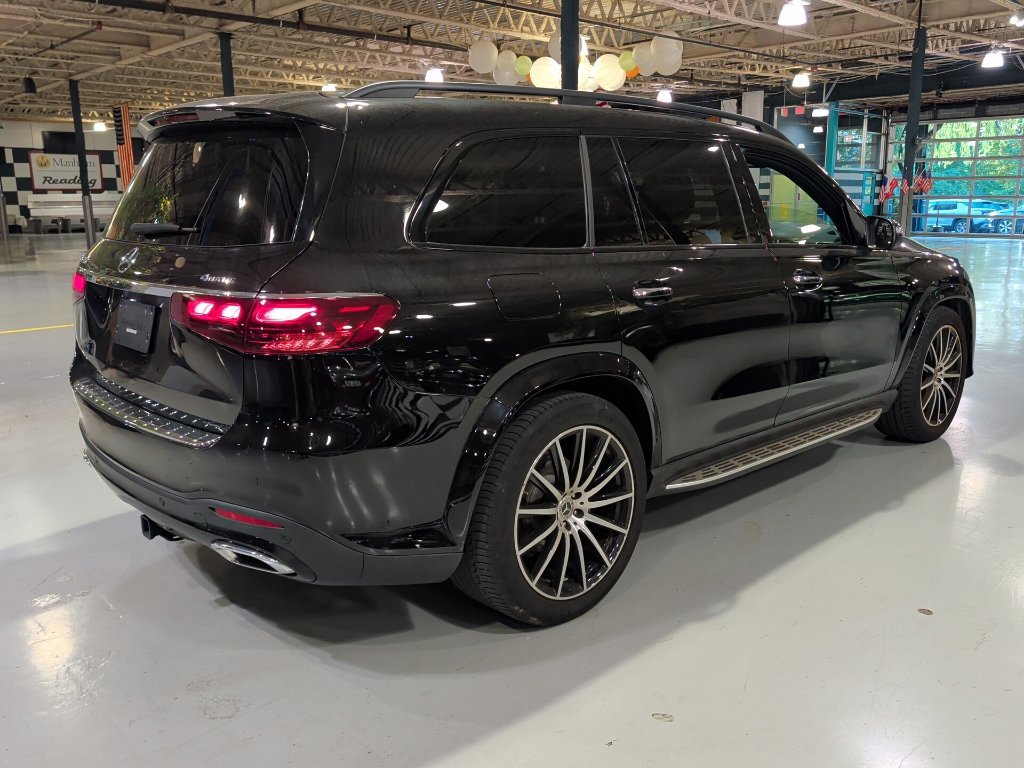 Used 2024 Mercedes-Benz GLS 450 4MATIC w/ AMG Line Exterior image 11