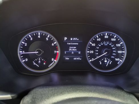 Used 2020 Hyundai Santa Fe SE FWD image 18