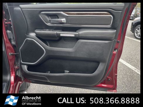 Used 2019 RAM 1500 Laramie AWD/4WD image 22