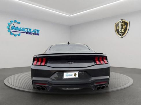 Used 2024 Ford Mustang Coupe image 4