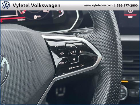 Certified 2023 Volkswagen Jetta GLI Autobahn w/ GLI Black Package image 23