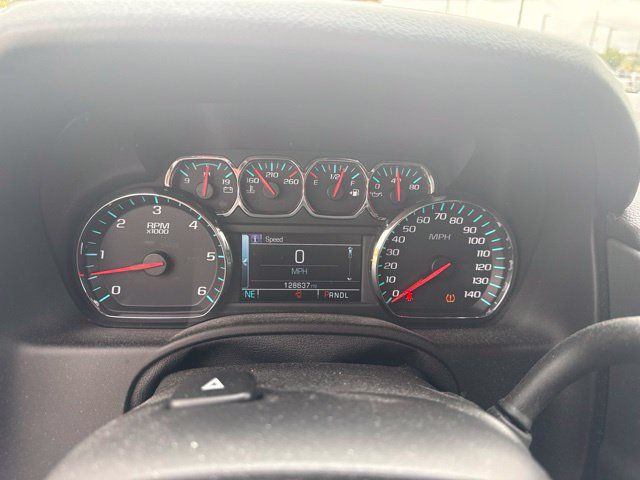 Used 2017 GMC Yukon SLT AWD/4WD image 24