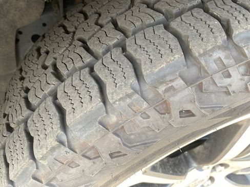 Used 2023 Ford Expedition Limited AWD/4WD image 25
