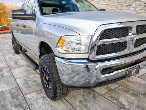 Used 2013 RAM 2500 Tradesman w/ Chrome Appearance Group image 15