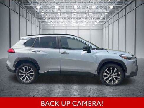 Certified 2025 Toyota Corolla Cross XLE AWD/4WD image 5
