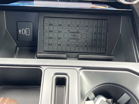 New 2025 Ford F150 King Ranch w/ FX4 Off-Road Package image 9