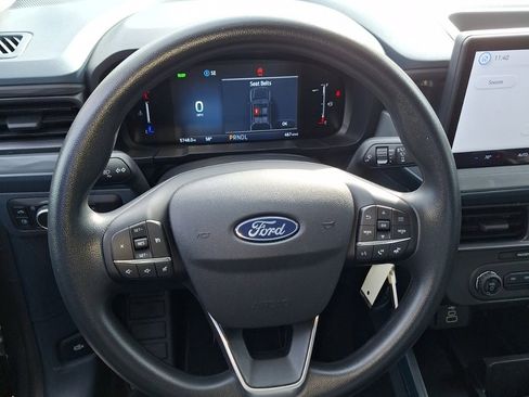 Used 2025 Ford Maverick XL image 11