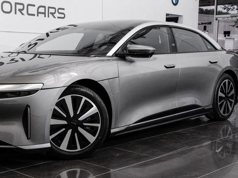 Used 2023 Lucid Air Touring AWD/4WD image 7
