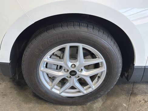 Used 2024 Ford Edge SEL w/ Convenience Package AWD/4WD image 15
