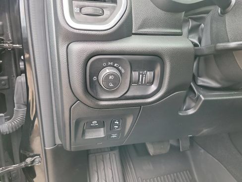 Used 2025 RAM 1500 Big Horn AWD/4WD image 22