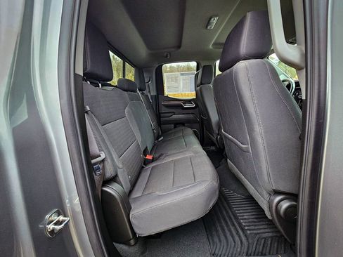 Certified 2024 GMC Sierra 1500 SLE w/ Preferred Package image 36