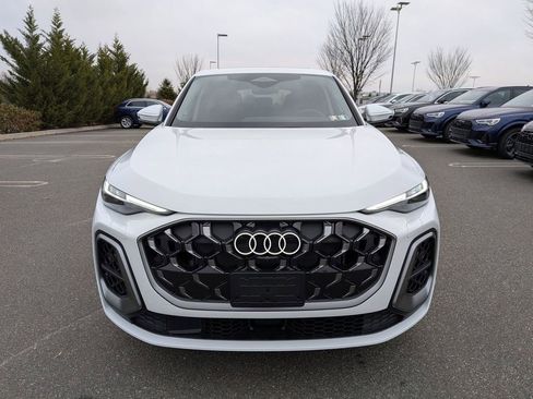 New 2025 Audi Q5 Premium Plus image 2