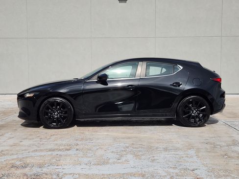Used 2024 MAZDA MAZDA3 s FWD image 5