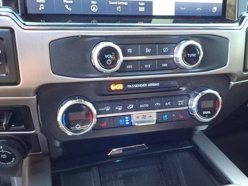 Used 2022 Ford F250 Platinum AWD/4WD image 27