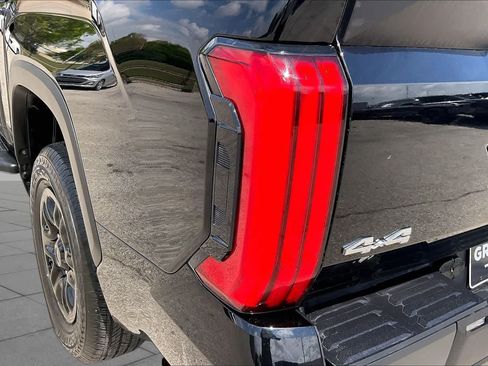 Used 2023 Toyota Tundra SR5 AWD/4WD image 38