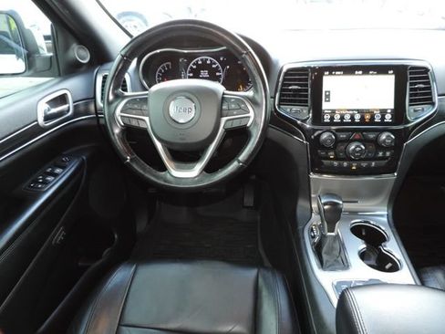 Used 2022 Jeep Grand Cherokee Limited AWD/4WD image 26