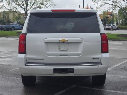 Used 2017 Chevrolet Suburban Premier AWD/4WD image 12