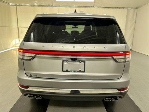 Used 2021 Lincoln Aviator Reserve w/ Elements Package Plus image 23
