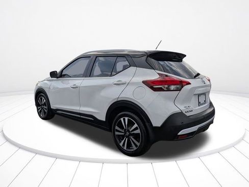 Used 2020 Nissan Kicks SR FWD image 5