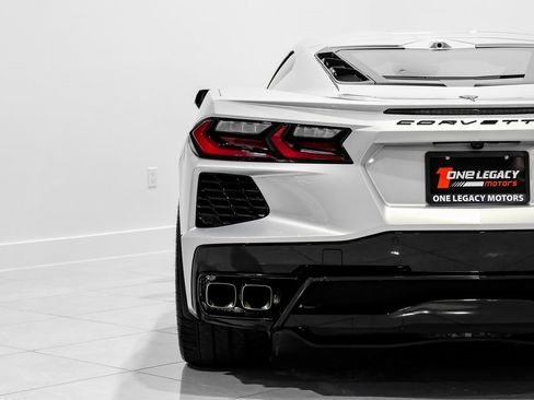 Used 2021 Chevrolet Corvette Stingray 2LT w/ Battery Protection Package image 34