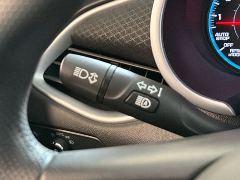 Used 2023 Chevrolet Malibu LT FWD image 34