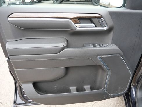 Used 2023 GMC Sierra 1500 Elevation image 27