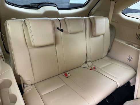 Used 2017 Toyota Highlander XLE image 26