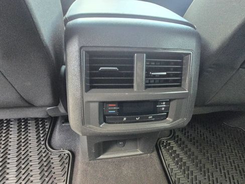 Used 2021 Volkswagen Atlas S FWD image 12