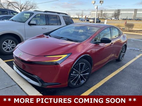 Used 2024 Toyota Prius XLE image 29