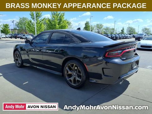 Used 2019 Dodge Charger R/T w/ Plus Group RWD image 6