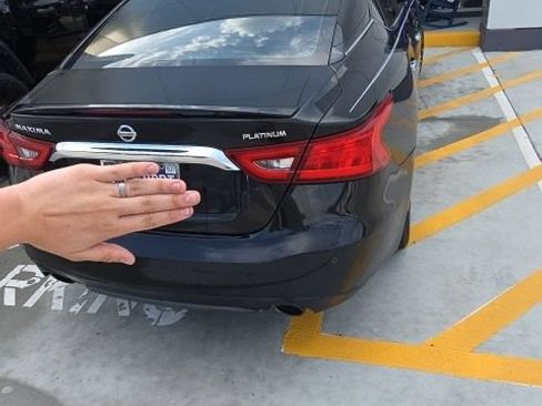 Used 2016 Nissan Maxima Platinum w/ Interior Lighting Package FWD image 26