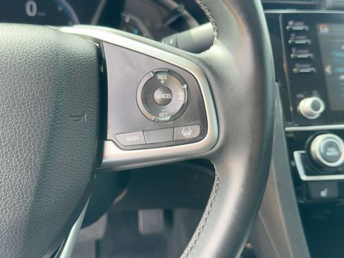 Used 2019 Honda Civic EX-L image 27