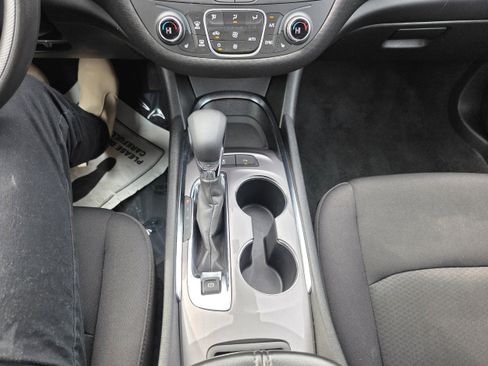 Used 2024 Chevrolet Malibu LT image 13