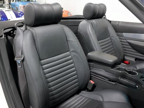 Used 2002 Ford Thunderbird image 62