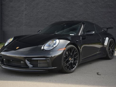 Certified 2024 Porsche 911 Carrera S image 1