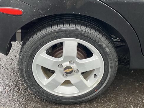 Used 2007 Chevrolet Aveo5 LS FWD image 15