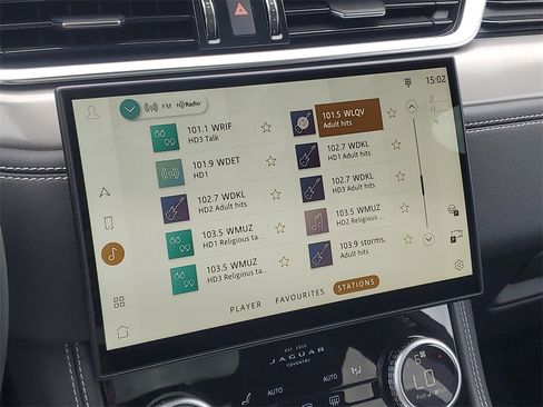 New 2026 Jaguar F-PACE R-Dynamic S image 20