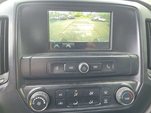 Used 2019 Chevrolet Silverado 1500 Custom w/ Custom Convenience Package image 22