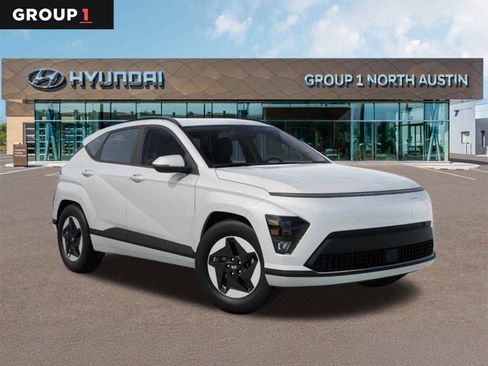 New 2025 Hyundai Kona SEL image 1