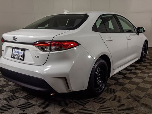 Used 2023 Toyota Corolla LE FWD image 13