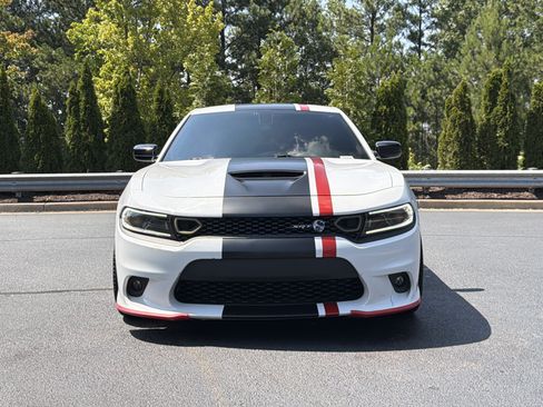 Used 2022 Dodge Charger Scat Pack w/ Dynamics Package RWD image 12