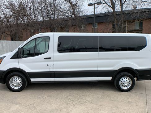 Used 2023 Ford Transit 350 XL image 2