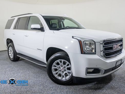 Used 2020 GMC Yukon SLT AWD/4WD image 1