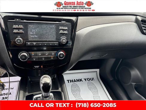 Used 2017 Nissan Rogue Sport S w/ S Appearance Package AWD/4WD image 14