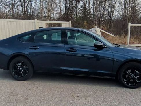 New 2025 Honda Accord SE image 9